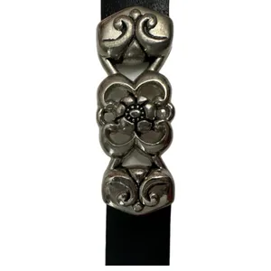 Vintage Black Leather Silver Floral Medallion Details Belt Size Small thumbnail 6