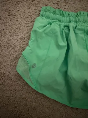 Lululemon Shorts Hotty Hot 2.5" thumbnail 3