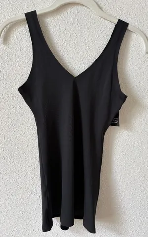 EBY Seamless Tank Black Size XS Minimalist Compression Neutral thumbnail 1