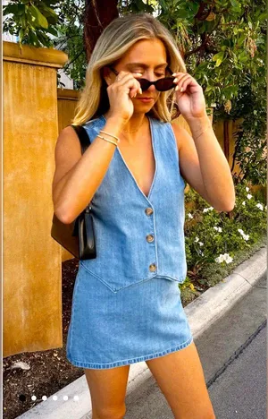 NWOT Show Me Your Mumu Vicky Vest Denim top Large saltwater thumbnail 1