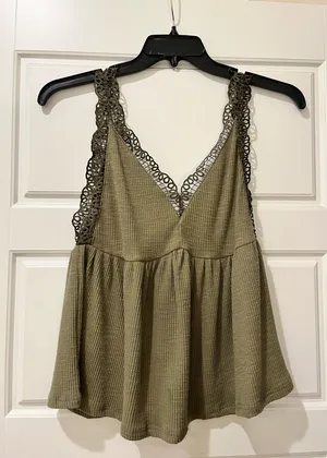 Umgee Green-Light Olive Tank Lace thumbnail 1