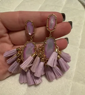 Earrings thumbnail 2