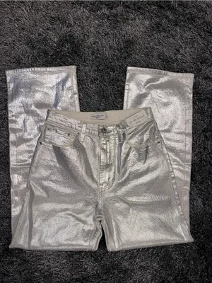 🌸Nwt Abercrombie & Fitch Silver 90’S Relaxed Fit Jeans Size 27/4🌸 thumbnail 3