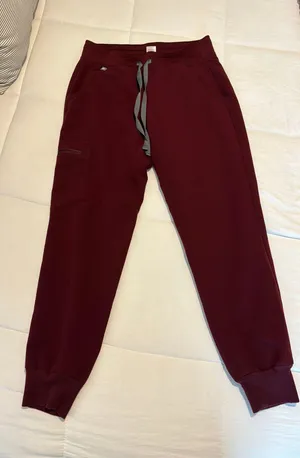 FIGS Zamora jogger thumbnail 1