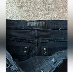 Rock‎ & Republic Women's Kendall Straight Leg Black Denim Jeans Size 10 thumbnail 7