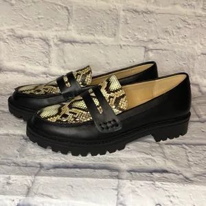 Journee Collection Black and Snake Pattern Loafers thumbnail 3
