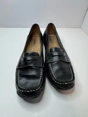 Naturalizer Black Leather Loafers Size 7.5W thumbnail 1
