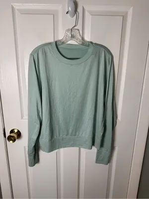 Vuori Daydream Crew in Spearmint Heather XL thumbnail 2