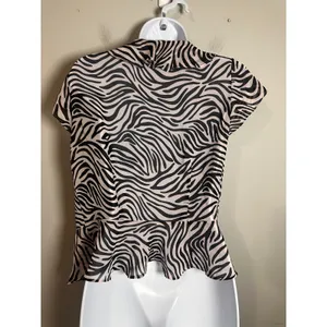 Victorias Secret Zebra Print Ruffle Front Blouse Vintage 2000s‎ Tan Black M thumbnail 4