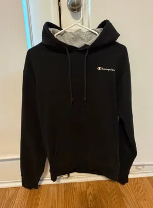 Champion black hoodie  thumbnail 1