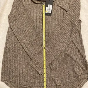 Jones New York NWT szM long sleeve heathered grey tan cowl neck high low tunic thumbnail 9