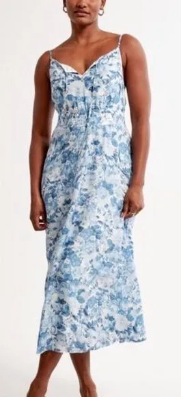 Abercrombie NWT Blue Floral Flowy Crinkle Maxi Dress thumbnail 1