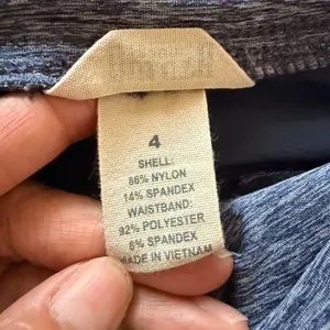Duluth Trading Co Armachillo Cooling 10 Inch Inseam Stretch Cargo Shorts Sz 4 thumbnail 3