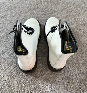 Dr. Martens boots white thumbnail 3