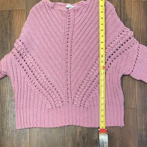 Current Air Textured Knit Sweater in Dusty Pink thumbnail 7