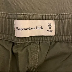Abercrombie & Fitch Relaxed Cargo Pants, Army Green, Size 29, EUC thumbnail 7