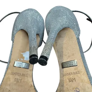 Badgley Mischka Shoes‎ Womens Size 9.5 Silver Strappy Ankle Strap Sandals Heels thumbnail 10