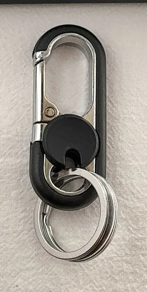Car Keychain Carabiner Keychain for Men Women Double Key Rings thumbnail 1
