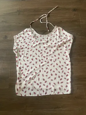 LOFT White Short Sleeve Blouse w/ Red Leaf Print, Size Medium thumbnail 4