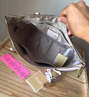 Michael Kors Purse thumbnail 9