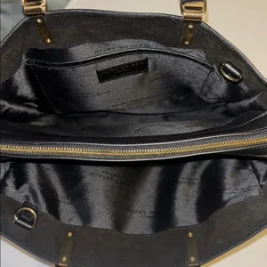 Kurt Geiger London Emma Tote Black Textured Leather Handbag Gold Toned Hardware thumbnail 8