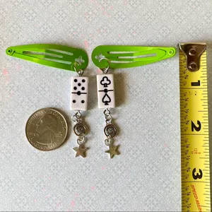 Handmade y2k grunge Kawaii funky unique dangle hair clips set of 2🎲💚🌀 thumbnail 3