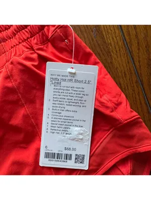 Lululemon Hotty Hot Short High Rise 2.5” Cherry Ember Size 6 NWT thumbnail 4
