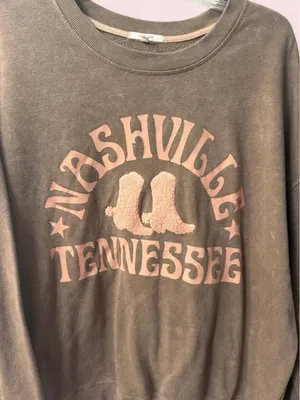 Maurice's Nashville Tennessee Chenille Boots Oversized Relaxed Crewneck Sweatshirt 0X thumbnail 2