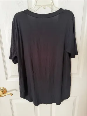 MTS Boutique, bamboo, oversized Black V-Neck Pocket T-Shirt small thumbnail 4