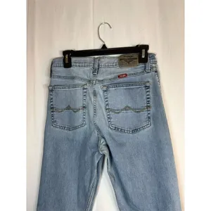 Wrangler Jeans Women’s Slim Straight Light Wash Blue 5-Pocket Inseam 32"" thumbnail 5
