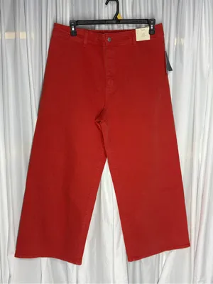 Universal Threads 🆕 Womens High-Rise Wide Leg Jeans Red Ankle Denim Pants Size 16 thumbnail 1