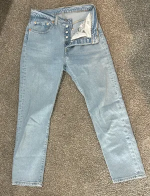 Levi’s 501 Crop Jeans thumbnail 3