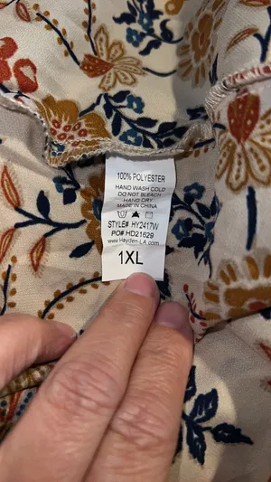 LA Women’s Floral Blouse thumbnail 4
