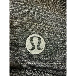 Lululemon short-sleeved running Reversible shirt Grey/Neckline unique pattern 8‎ thumbnail 6