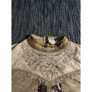 Gimmicks by BKE Mock Neck Long Sleeve Bohemian Rustic Cottage Earthy Lace Medium thumbnail 3