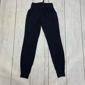 Lululemon Ready To Rulu Pant Joggers in Black thumbnail 8