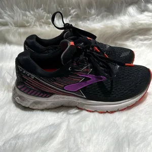 Brooks Adrenaline GTS 19 size 6.5M.‎  B69 thumbnail 4