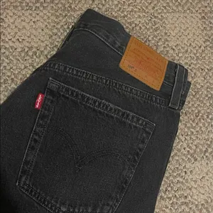Levi's 501 Jeans thumbnail 6
