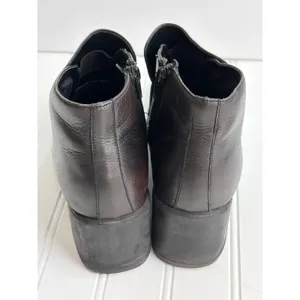 Vintage Baťa Marie Claire Black Leather Bit Ankle Booties Women's 39‎ thumbnail 10
