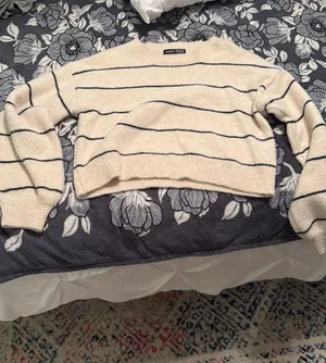 Shein Sweater White And Black Striped thumbnail 1