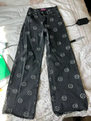 Edikted Moody Wide Leg Jeans thumbnail 4