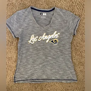 NFL Los Angeles Rams Women’s size Medium thumbnail 3