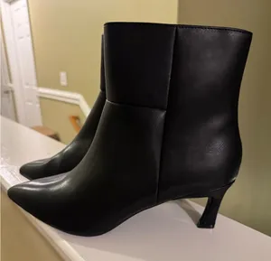 Madden girl boots thumbnail 1