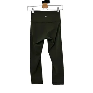 Lululemon Wunder Under Crop (Hi-Rise) Full-On Luxtreme 21"‎ in Dark Olive Size 4 thumbnail 4