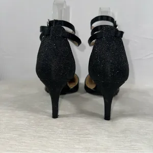 Journee Collection Women's 6.5 MW Black Luela Glitter Ankle Wrap Pump thumbnail 5