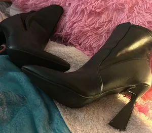Revolve Black High Heels thumbnail 1