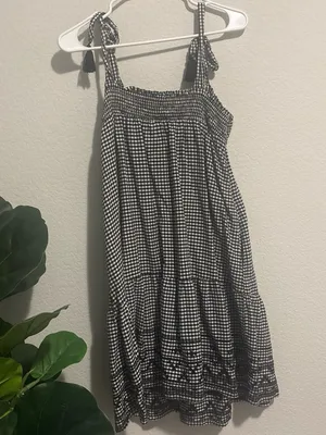 Old Navy Black and White Gingham Tie-Shoulder Sundress thumbnail 4