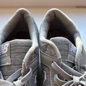 New Balance‎ 317 Gray Heathered Womens Size 10 Sneakers Shoes thumbnail 7