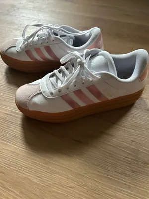 adidas gazelle platform sneakers thumbnail 4