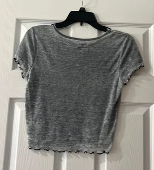 American Eagle Grey Ruffle Baby Tee Small thumbnail 2